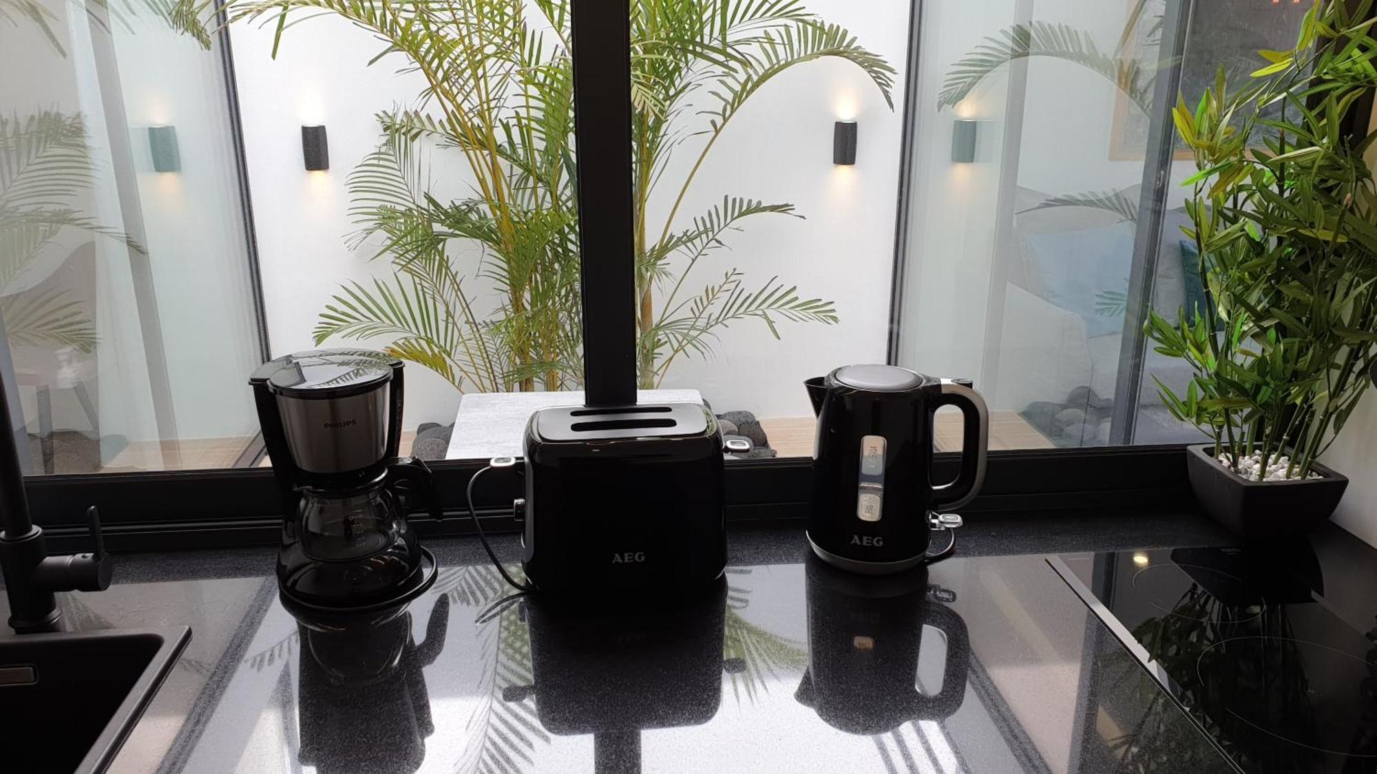 Home At Azores - Oasis House São Roque Værelse billede